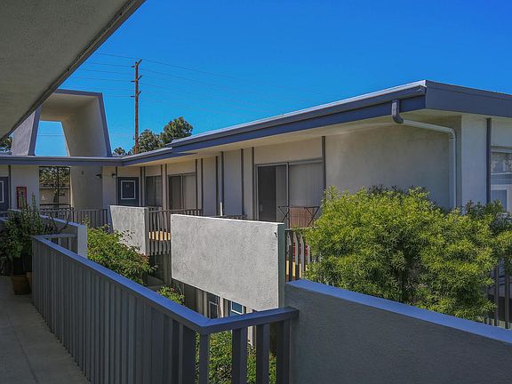 5th image of 22620 Ocean Ave APT 14