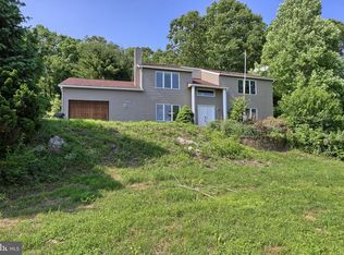 1968 Chuck Wagon Dr, Auburn, PA 17922