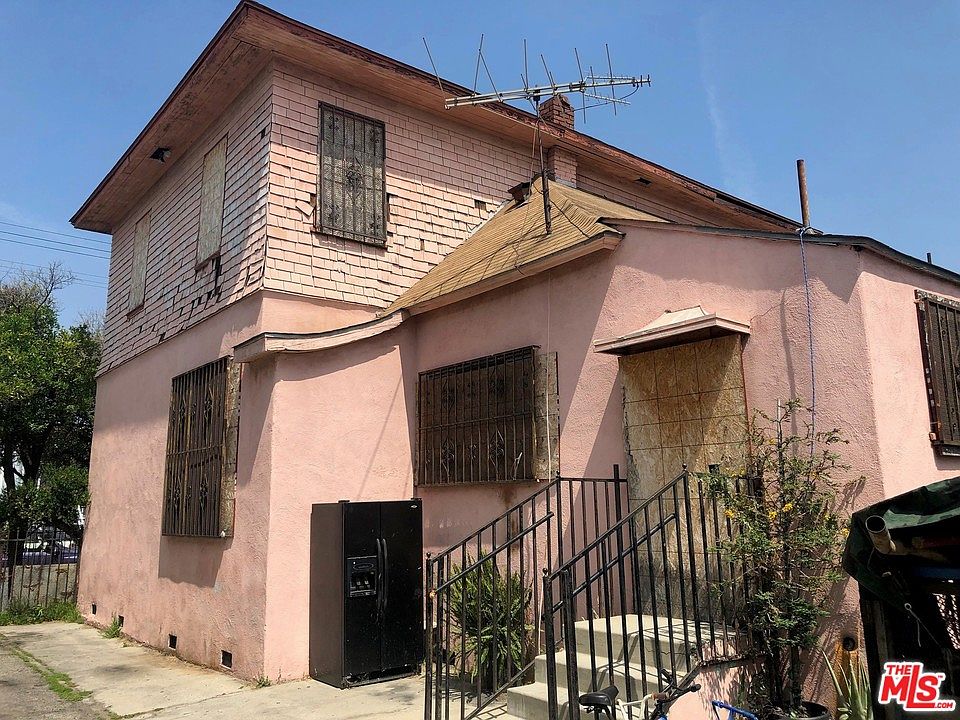 1st image of 1134 S Harvard Blvd