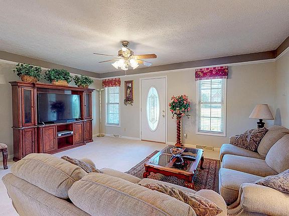 5th image of 115 Foxberry Ln
