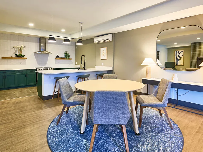 Resident Lounge