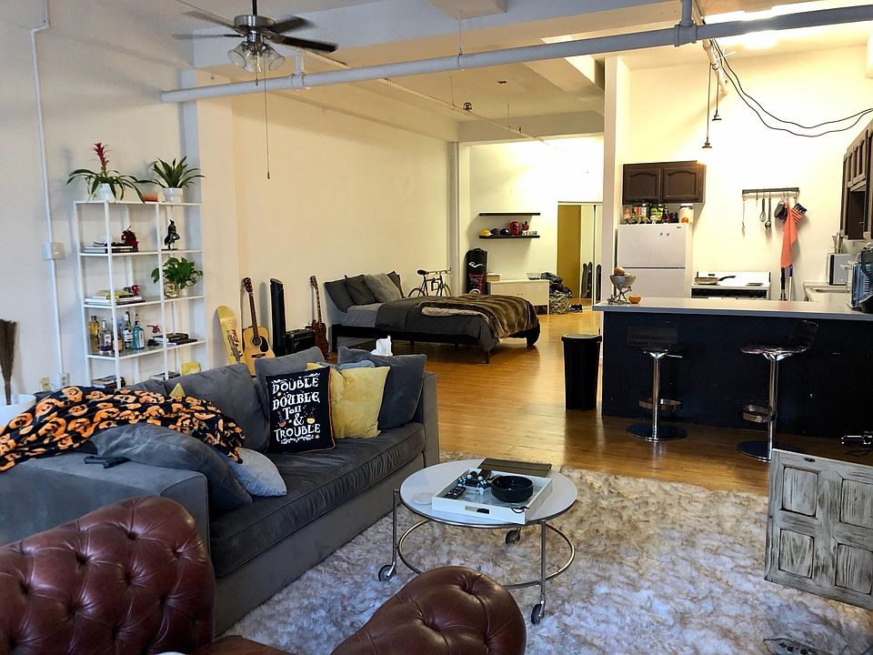 1st image of 635 C St APT 304