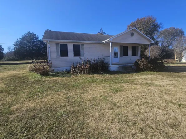 55 Oak Hills Dr, Russellville, AL 35653