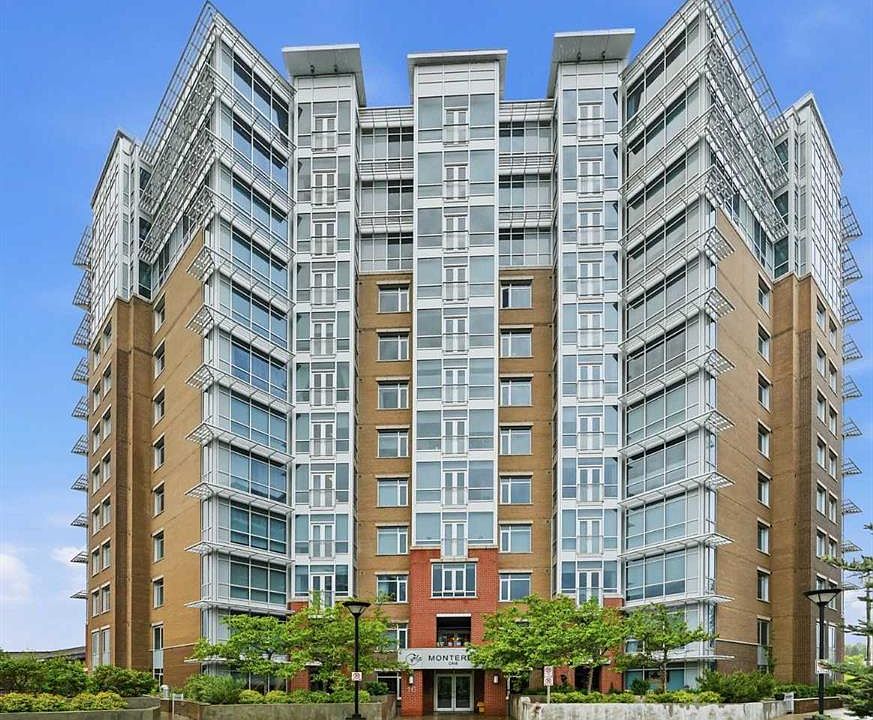 1st image of 16 SE Varsity Estates Cir NW #701