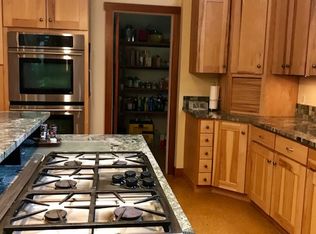 1 Scenic Ridge Ct, Coventry, RI 02816