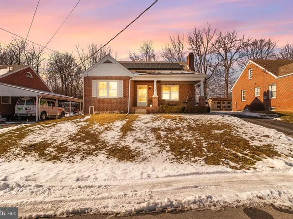 27 Atlantic Dr, Hagerstown, MD 21742