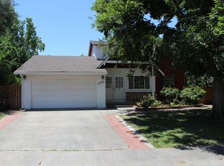 2527 El Vita Way, Carmichael, CA