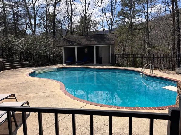 1558 Powder Springs Cir, Flintstone, GA 30725