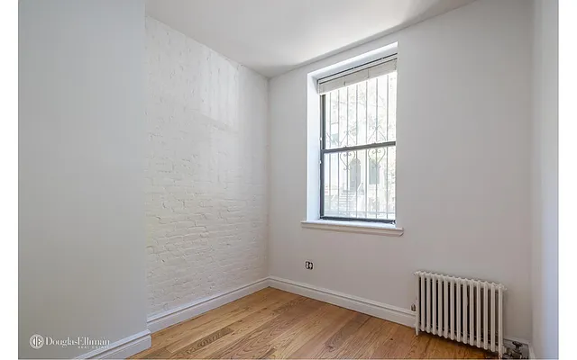 Rented by Douglas Elliman | media 19