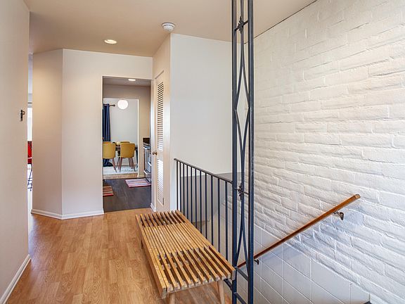 4th image of 1818 Skyline Dr APT 25