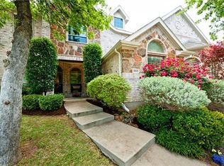 3203 Enchanted Oaks Cir, Corinth, TX 76210