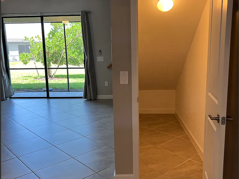 14116 Pine Lodge Ln #5 — Photo 5