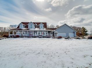 21702 S Centennial Rd, Jerseyville, IL 62052