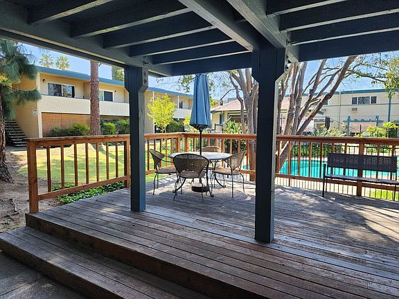 Community Outdoor Patio Overlooking the Pool