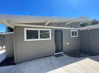 18245 E Burnside St #109, Portland, OR 97233