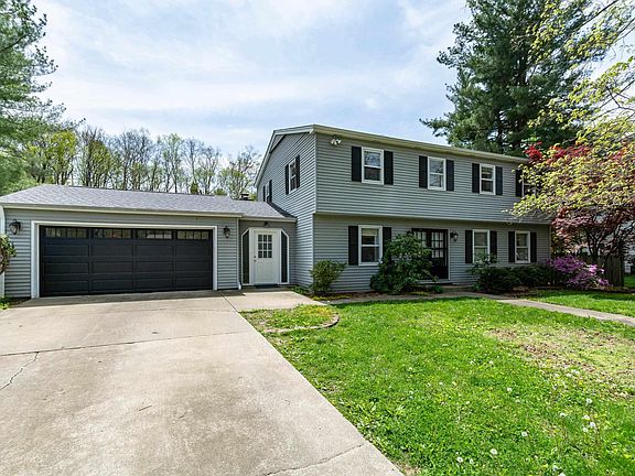 2nd image of 2420 E Rock Creek Dr