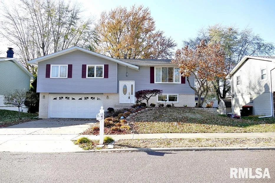 3821 N Kathy Ln photo 1