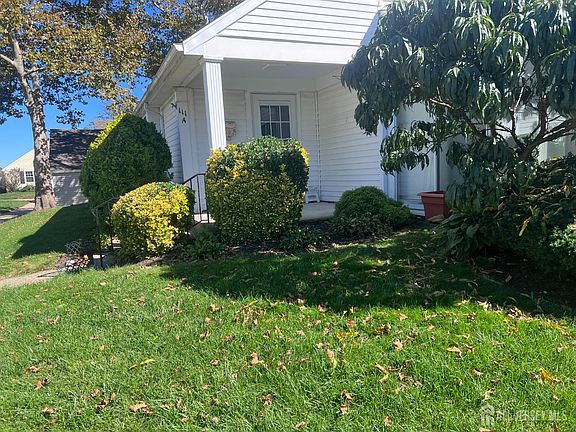 2nd image of 111 Hanover Ln #A
