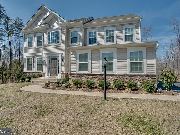 2nd image of 110 Cottage Oak Dr