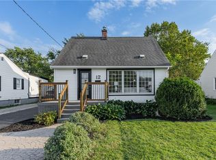 12 Admiral Rd, Saint Catharines, ON L2P 1G5
