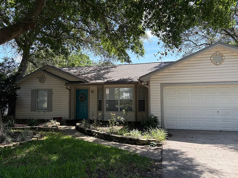 2338 Inverness Rd — Photo 1