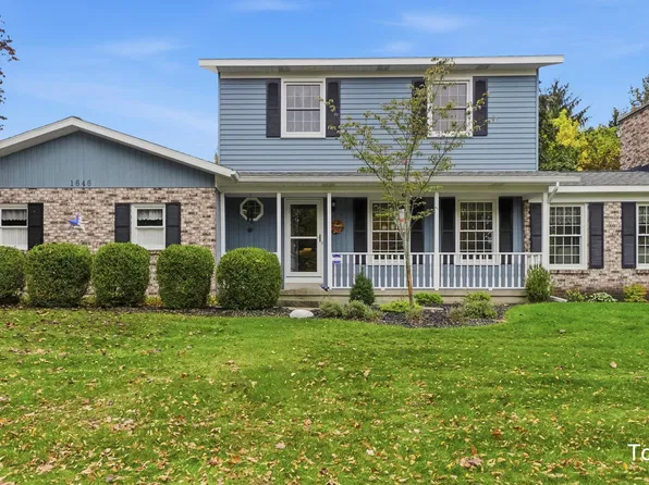 1646 Old Town Rd SE, Grand Rapids, MI 49508