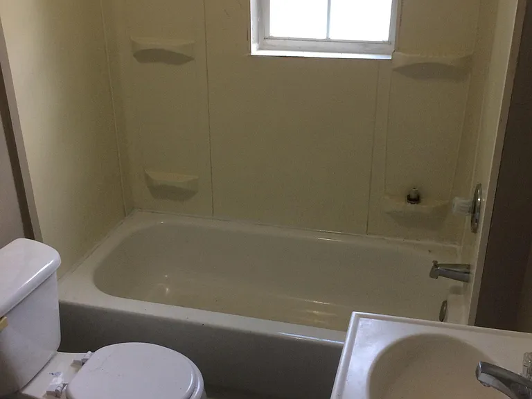 1103 N Keystone Ave — Photo 10