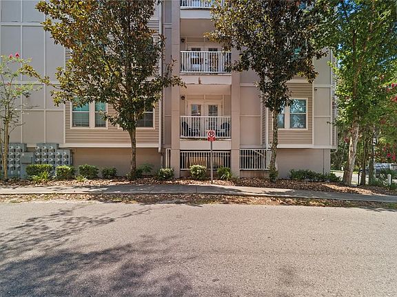 2nd image of 835 SW 9TH STREET #101