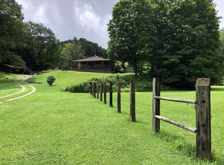 6620 Mud Fork Rd, Bluefield, VA 24605