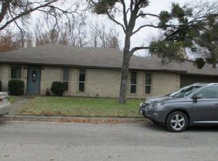 517 S Kirby St, Pilot Point, TX 76258