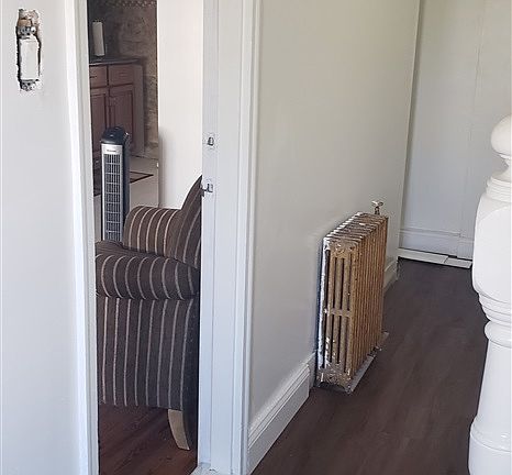 3rd image of 1403 10th St #1