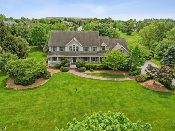 25 Deer Path, Hillsborough Twp., NJ 08844
