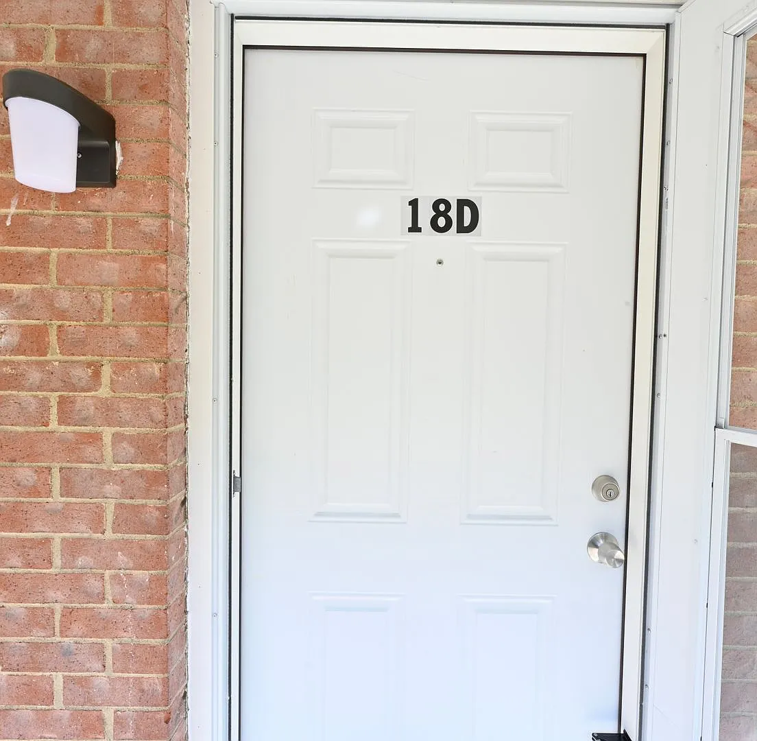 2 Bed / 1 Bath Apartment for Rent in Mansfield, OH — Photo 2