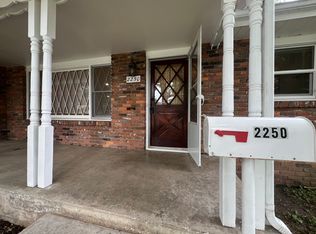 2250 S Virginia Ave, Springfield, MO 65807