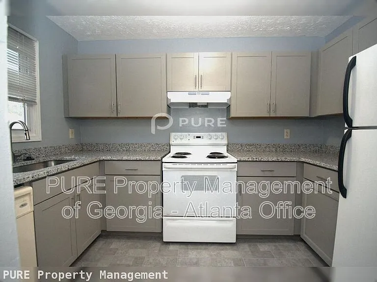 1668 Wynndowne Trl SE — Photo 7