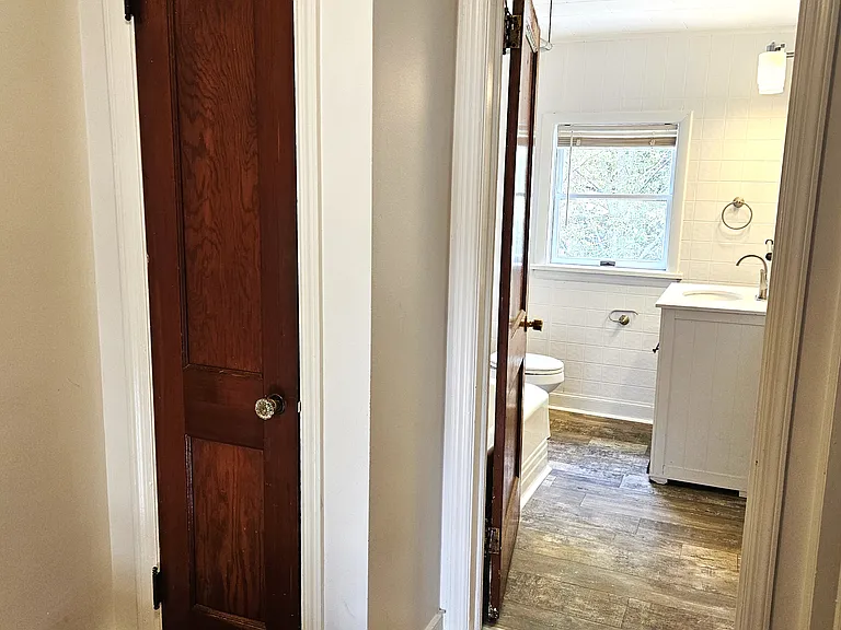 61 Wise Ave — Photo 9