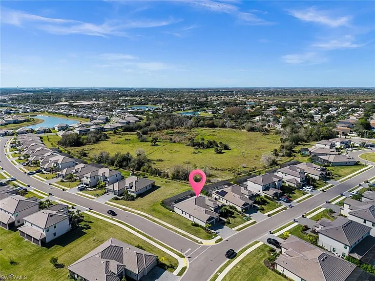 10798 Timber Creek Dr — Photo 32