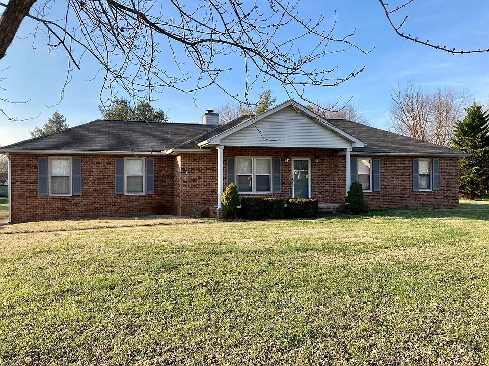 A 3 bedroom brick in highly desired neighborhood on cul de sac for quiet living. Low traffic. New roof. New central heat and air, energy efficient