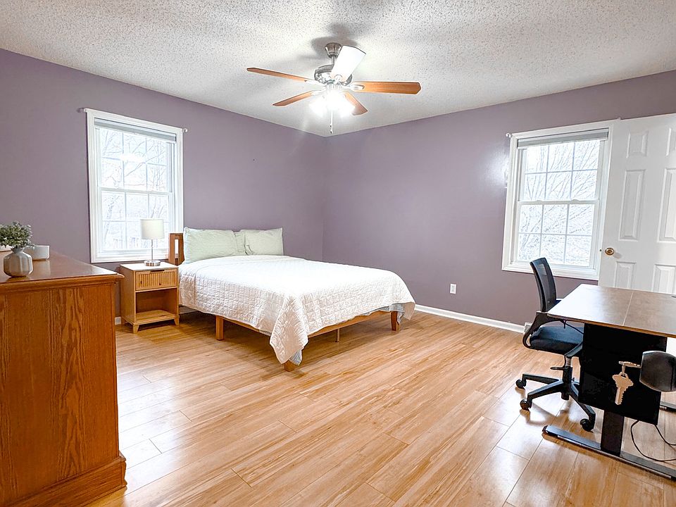 1st image of 2350 Dianne Ave #B