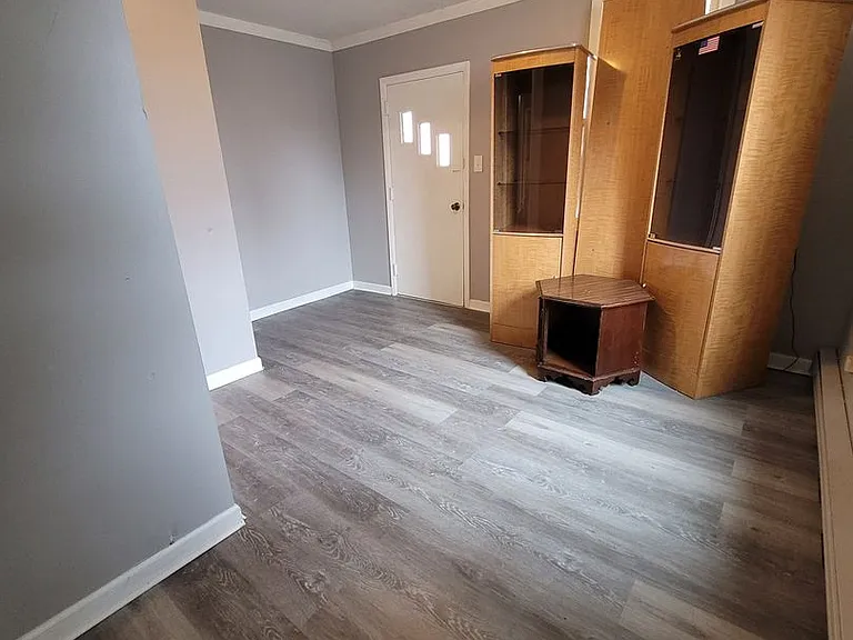 127 Schoolhouse Rd — Photo 5