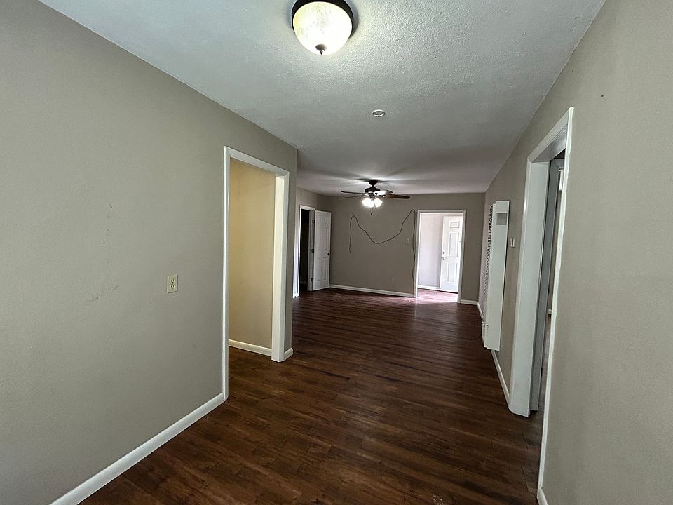 1st image of 710 N Russell St #2