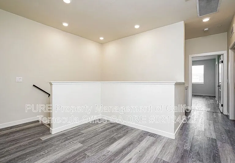 30383 Town Square Dr — Photo 6