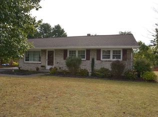 804 7th St, Radford, VA 24141