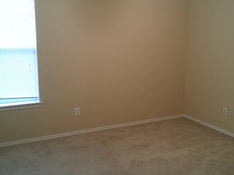 1452 Pine Ln — Photo 12