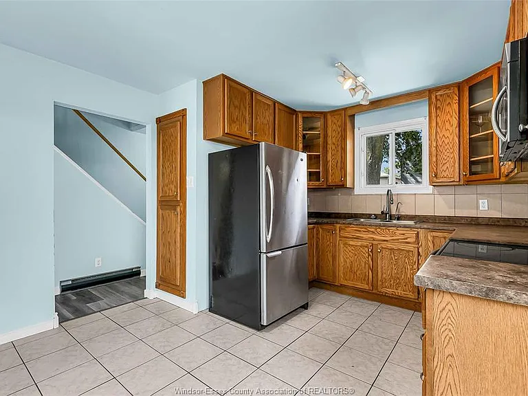 9015 Copperfield Ct — Photo 10
