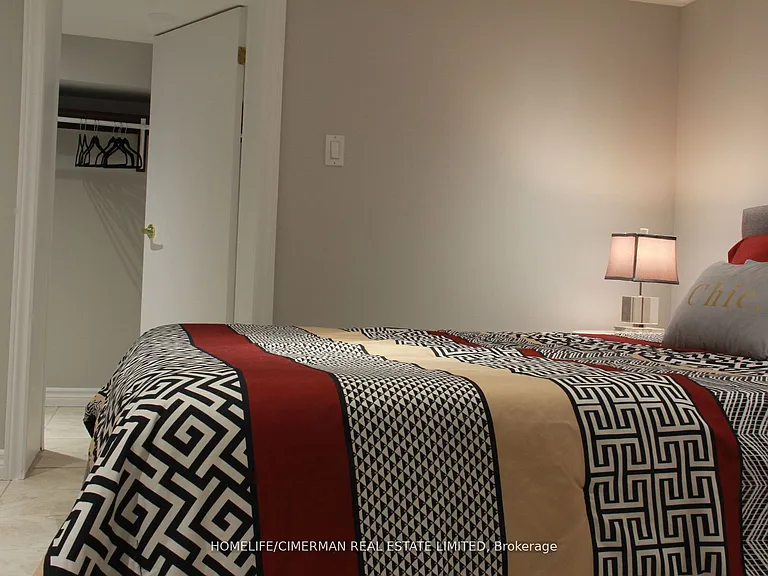 618 Winona Dr #BASEMENT — Photo 11
