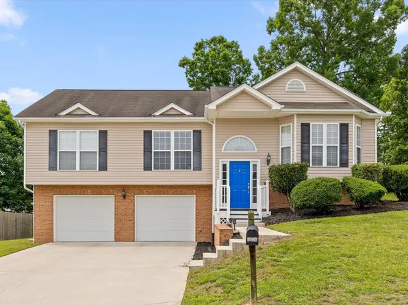 1024 Ryan Ridge Rd, Soddy Daisy, TN 37379
