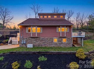 93 Hidden Falls Dr, Asheville, NC 28804