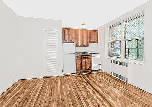 2nd image of 5620 Netherland Ave APT 2F