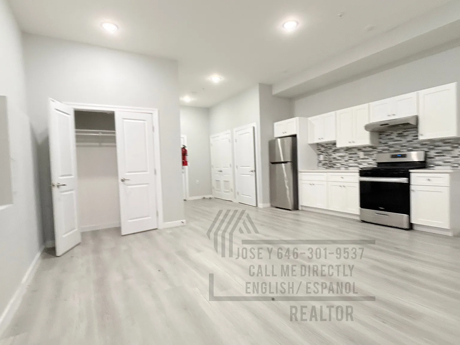 Studio, $1,593 — Photo 2